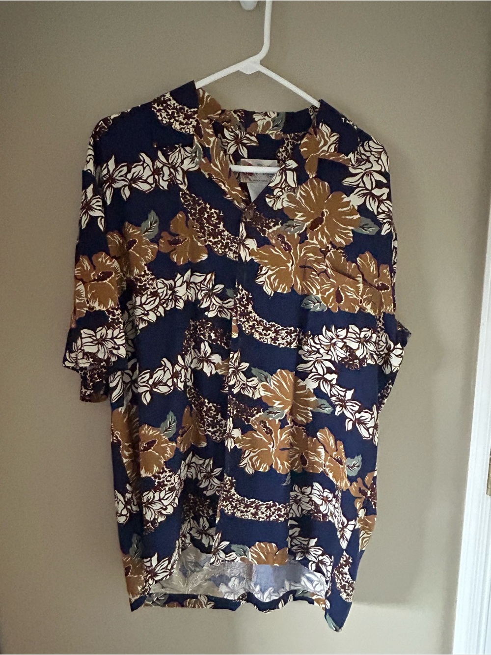 Casual Navy Floral Button-Down Shirt with Brown & White Print